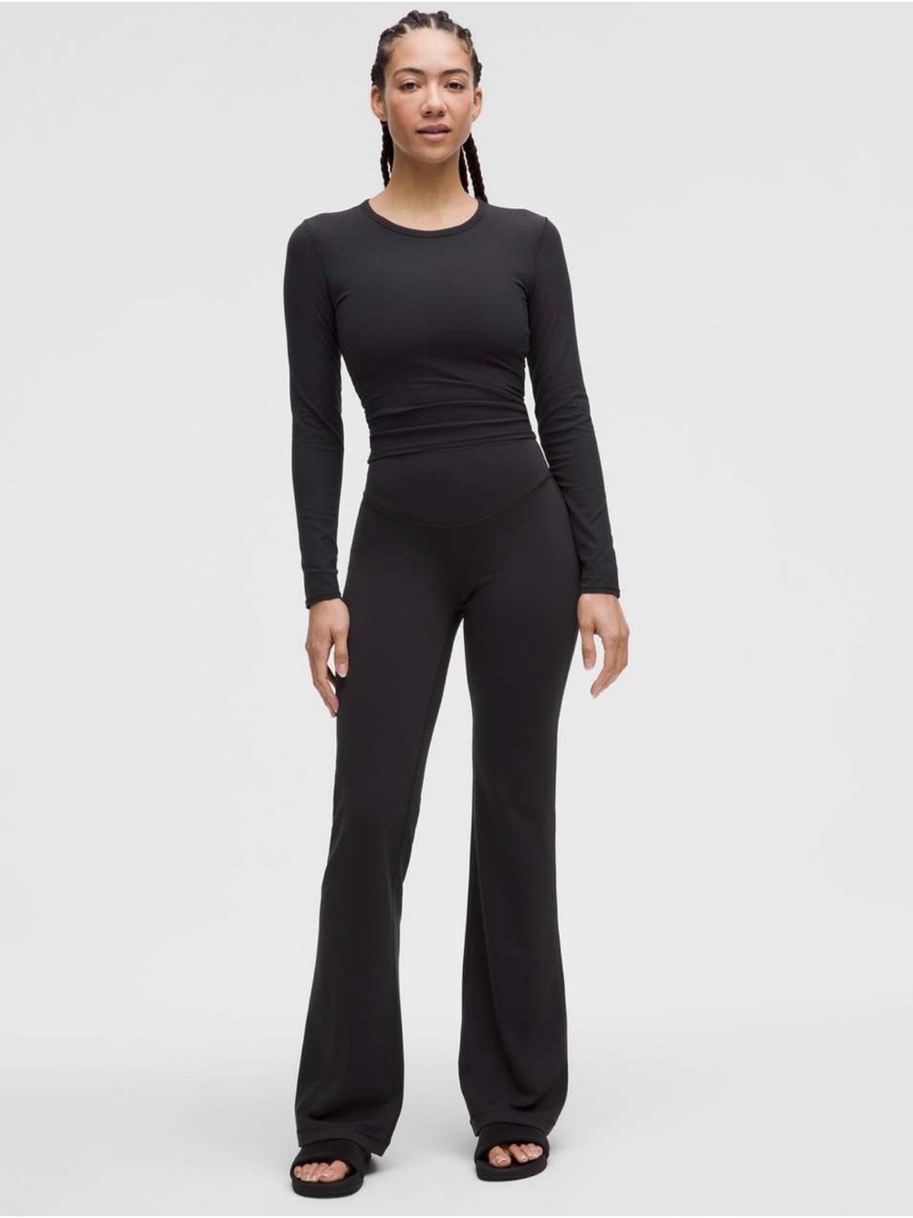 lululemon Wunder Under SmoothCover
High-Rise Bootcut Pant 34"